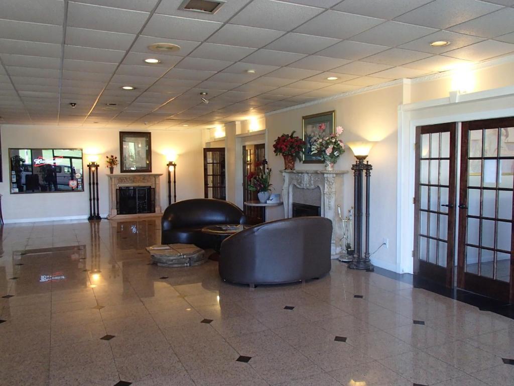 Bossier Inn And Suites Бошьер Сити Экстерьер фото